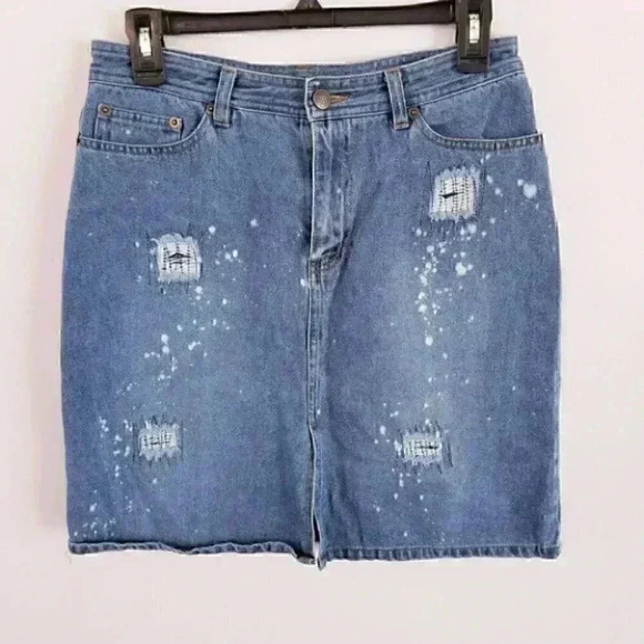 CLIO Cotton Distressed Jean Skirt 6 - Picture 1 of 9